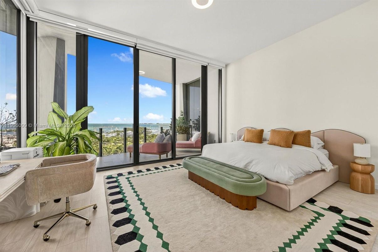 Bedroom, Home Office, Interior, Recessed Lighting, Water