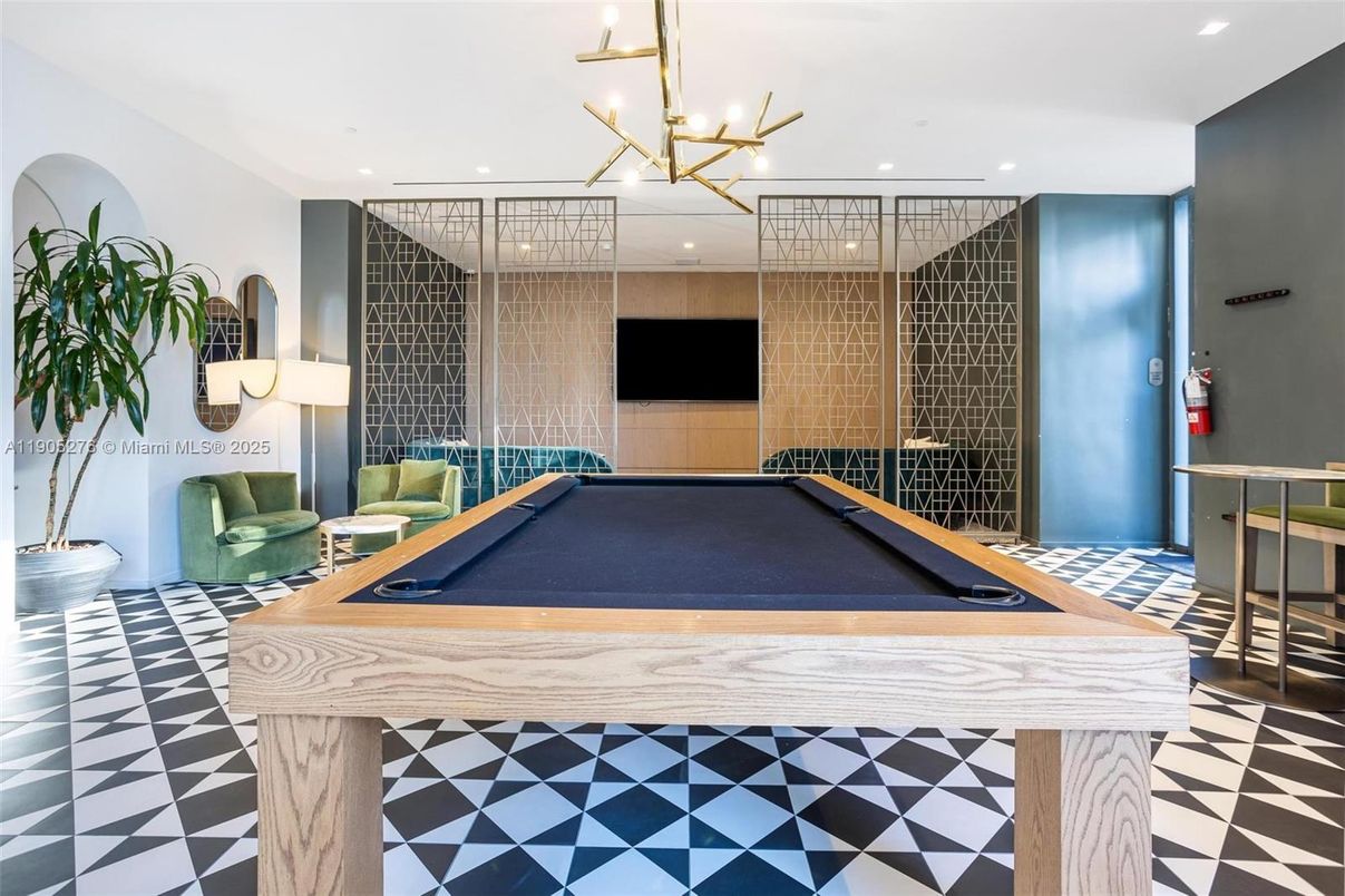 Billiard Table, Game Room, Interior, Recessed Lighting