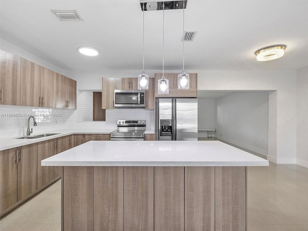 Interior, Kitchen, Pendant Lights, Recessed Lighting, Stainless Steel Appliances