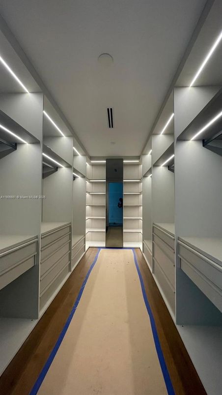 Interior, Recessed Lighting, Walk-in Closets