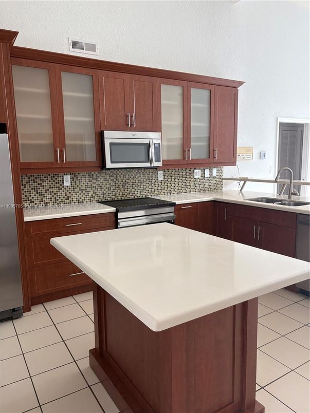 Interior, Kitchen, Stainless Steel Appliances