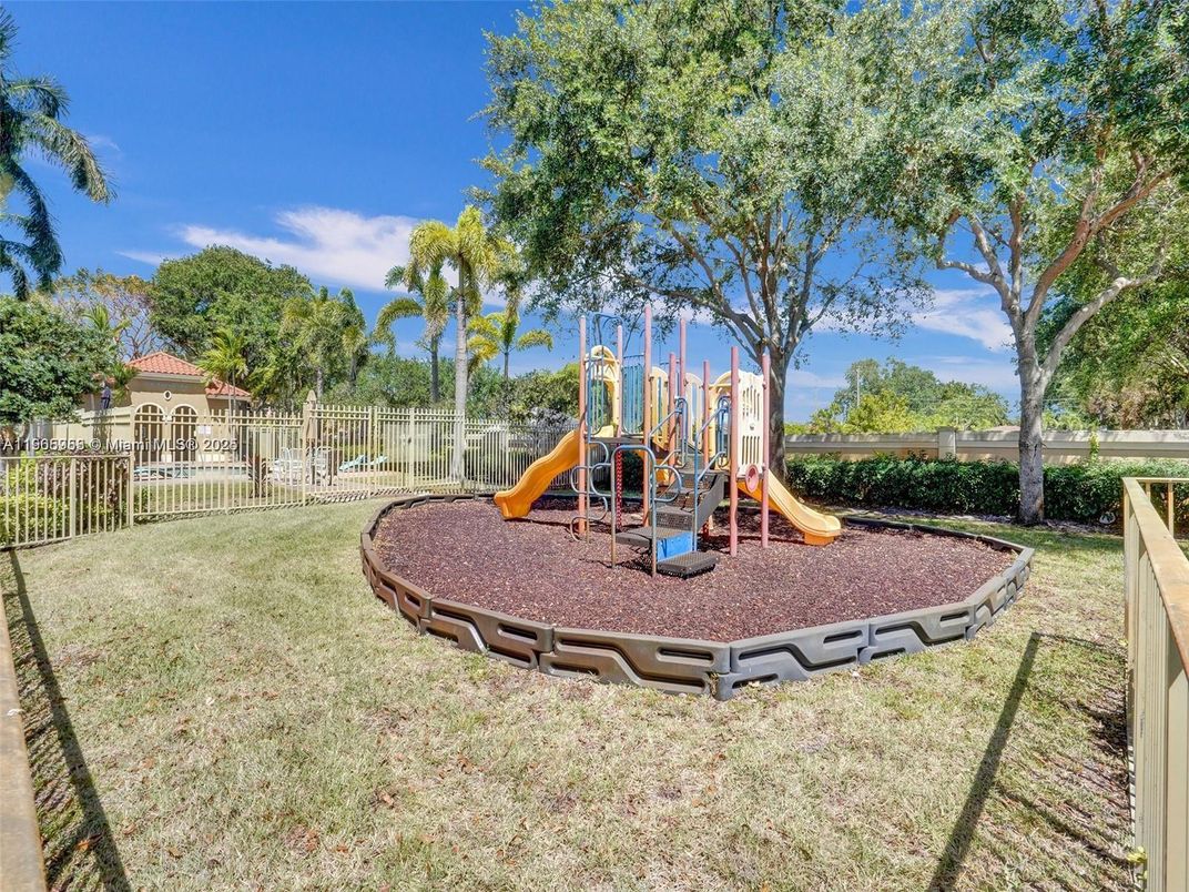 Backyard, Exterior, Playground