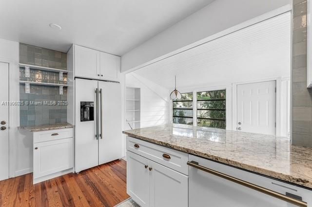 Interior, Kitchen, Pendant Lights, Stainless Steel Appliances, Wood Texture Flooring