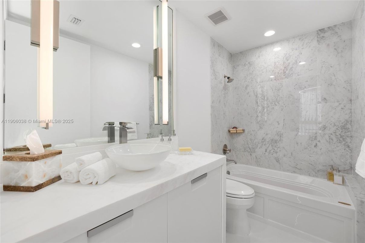 Bathroom, Interior, Marble Walls, Recessed Lighting