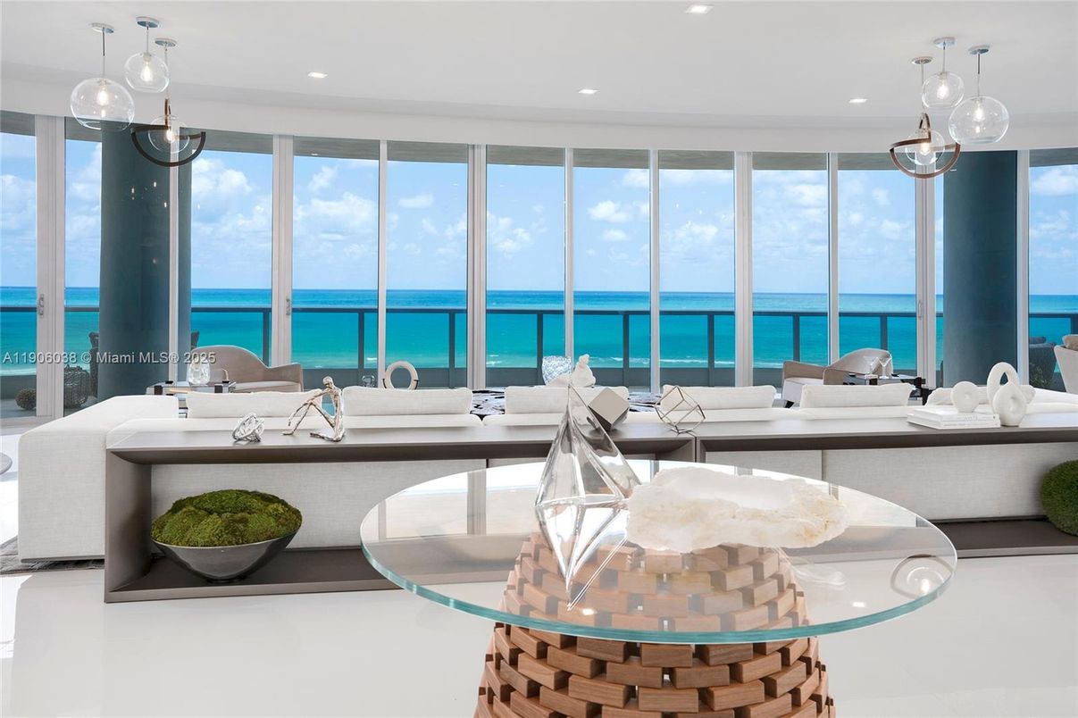 Interior, Pendant Lights, Recessed Lighting, Water