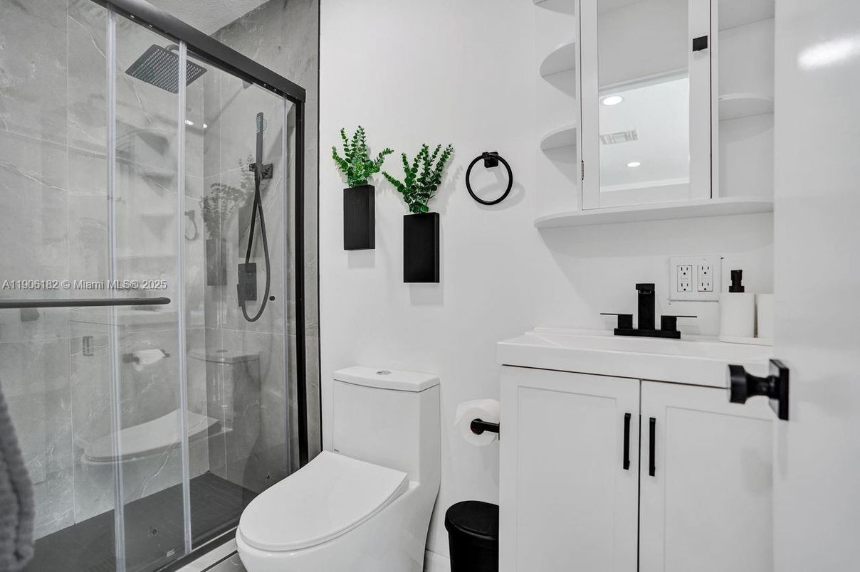 Bathroom, Glass Shower, Interior