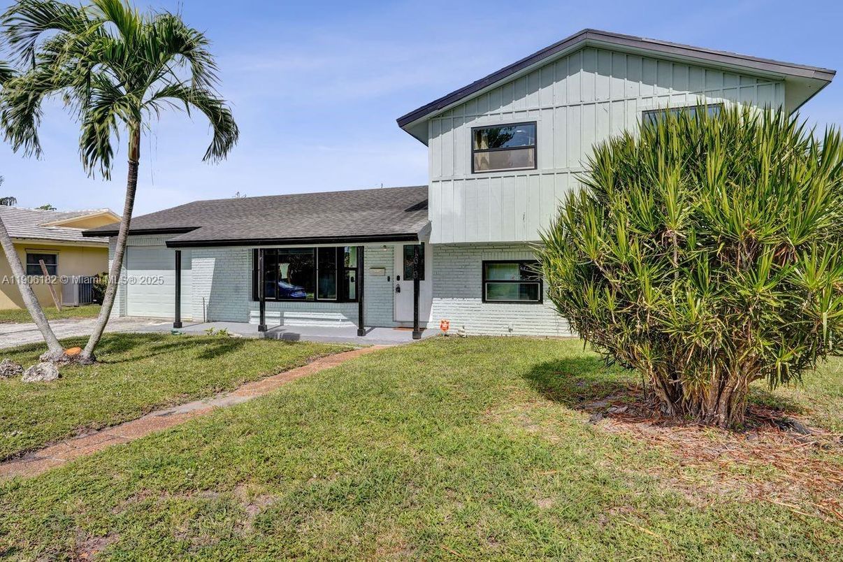 Attached, Backyard, Exterior, Facade, Brick Facade, Farmhouse