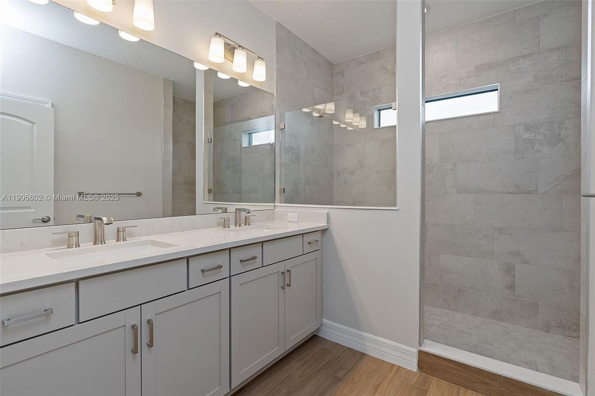 Bathroom, Dual Sink Vanities, Interior, Wood Texture Flooring