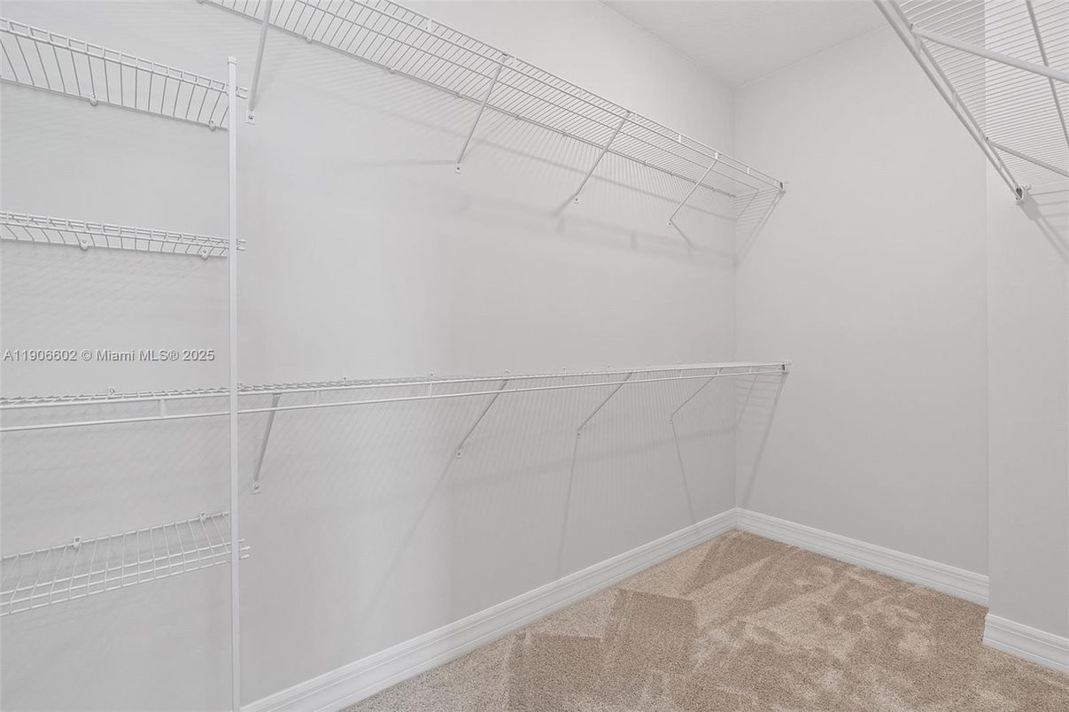 Interior, Walk-in Closets