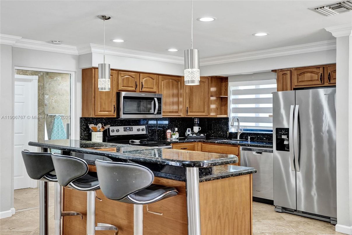 Interior, Kitchen, Pendant Lights, Recessed Lighting, Stainless Steel Appliances