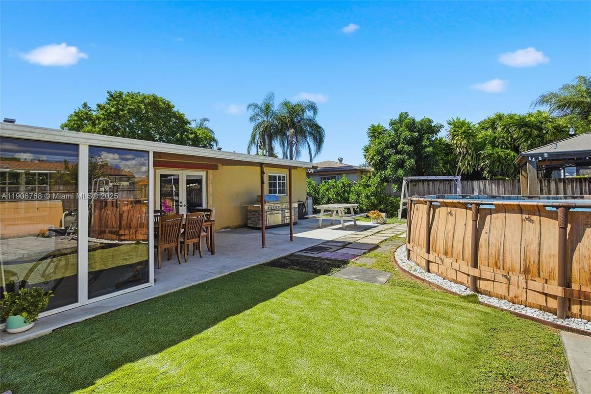 Backyard, Exterior, Pool