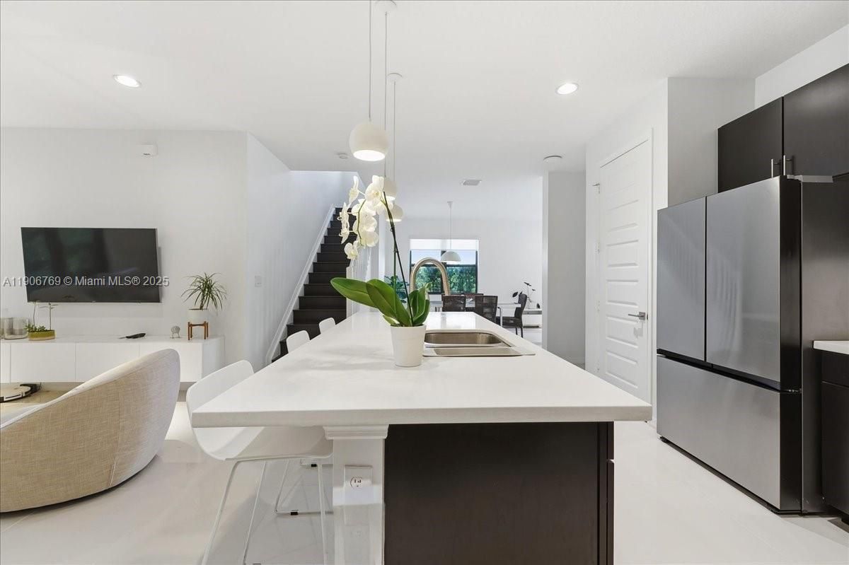 Interior, Kitchen, Pendant Lights, Recessed Lighting