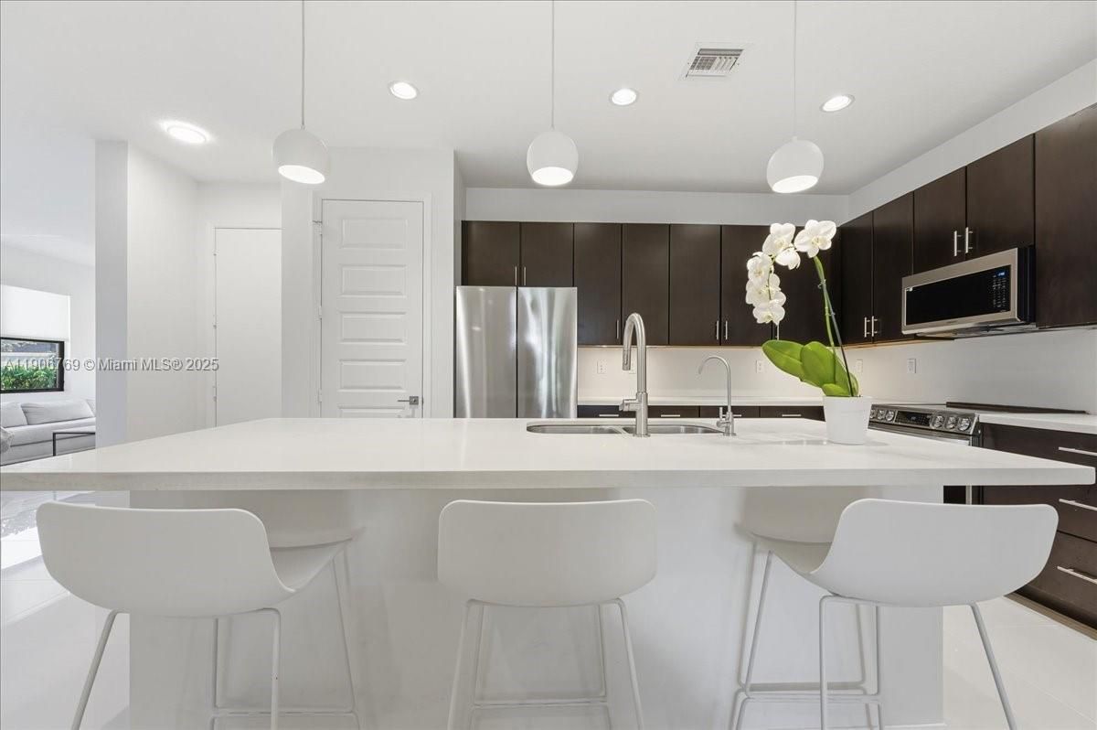 Interior, Kitchen, Pendant Lights, Recessed Lighting, Stainless Steel Appliances