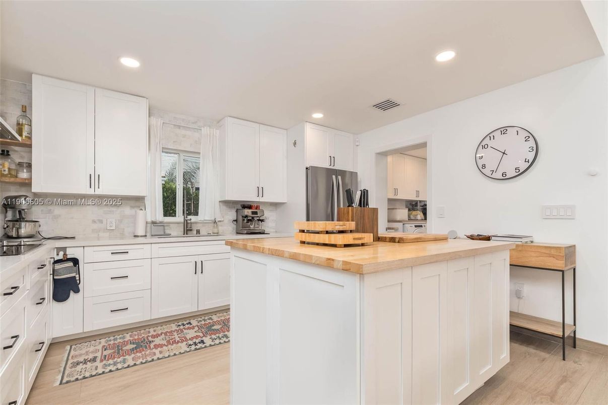 Interior, Kitchen, Recessed Lighting, Wood Texture Flooring