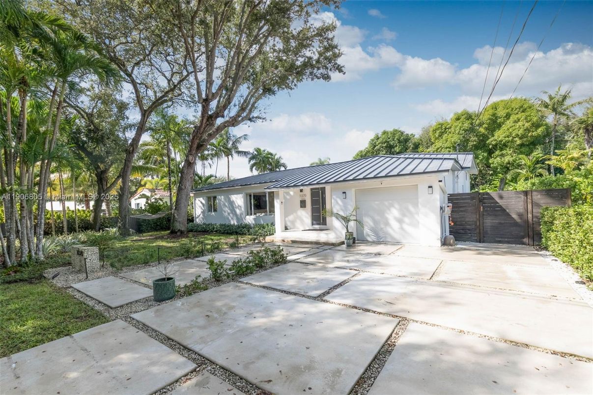 Attached, Backyard, Exterior, Facade, Ranch