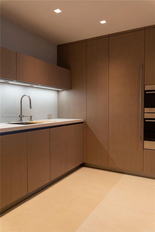 Interior, Kitchen, Recessed Lighting