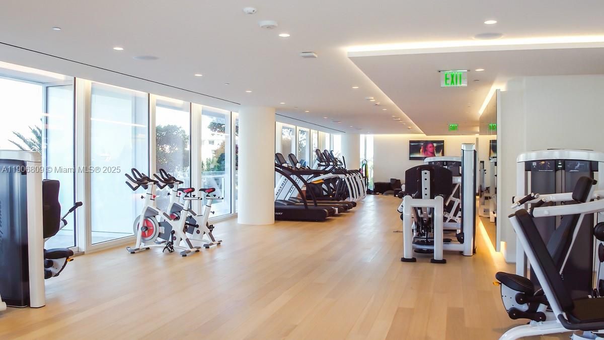 Fitness Equipment, Gym, Interior, Recessed Lighting, Wood Texture Flooring