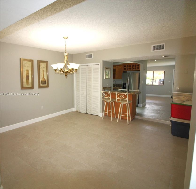 Chandelier, Empty room, Interior, Kitchen