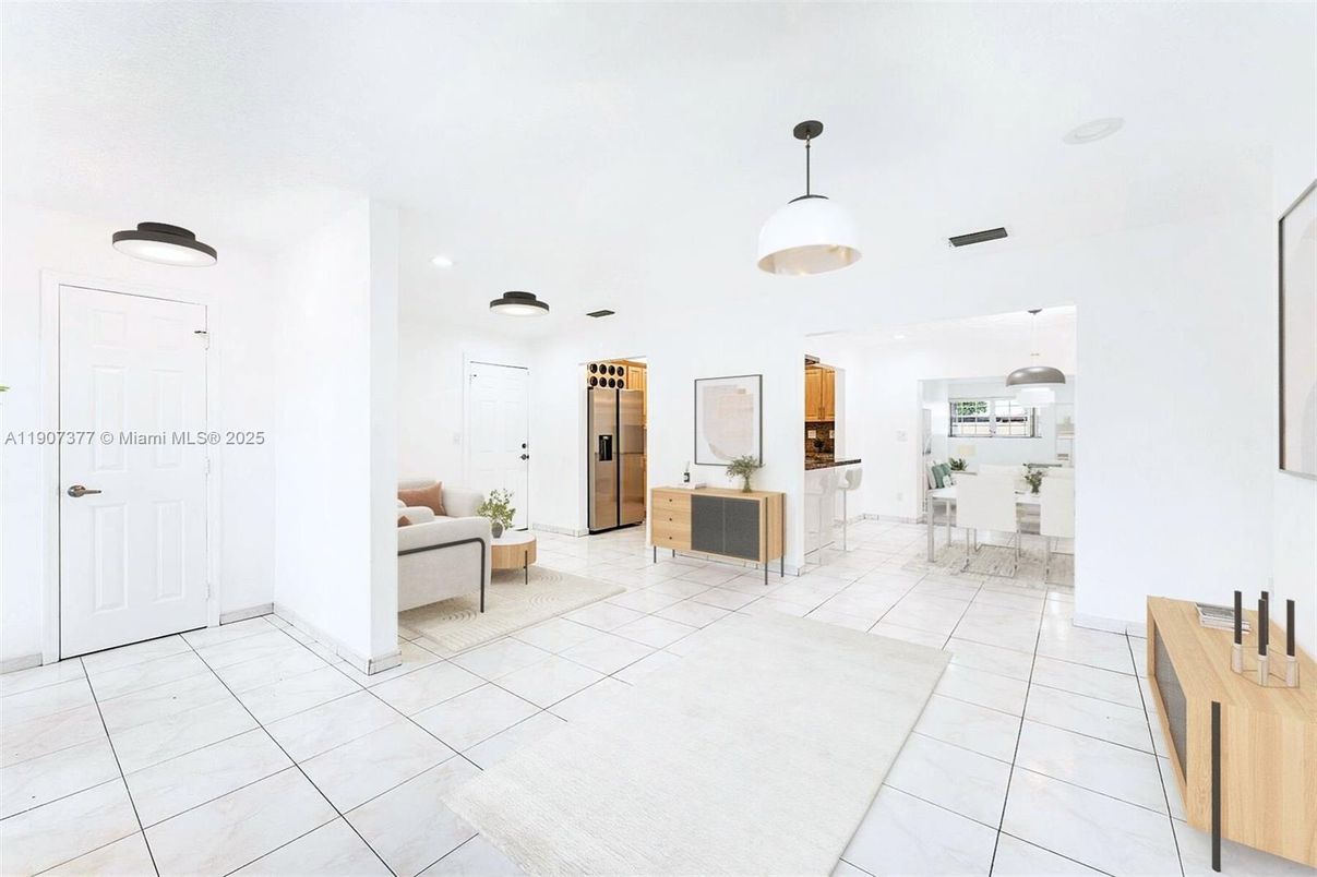 Interior, Kitchen, Pendant Lights, Recessed Lighting