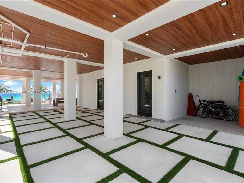 Empty room, Interior, Recessed Lighting, Water, Wooden Ceilings, Wooden Walls