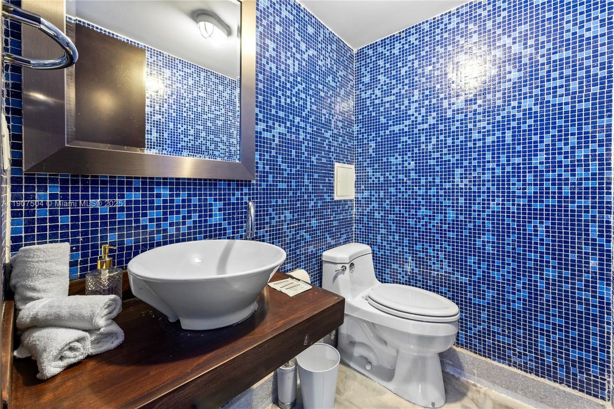 Bathroom, Free Standing Baths, Interior