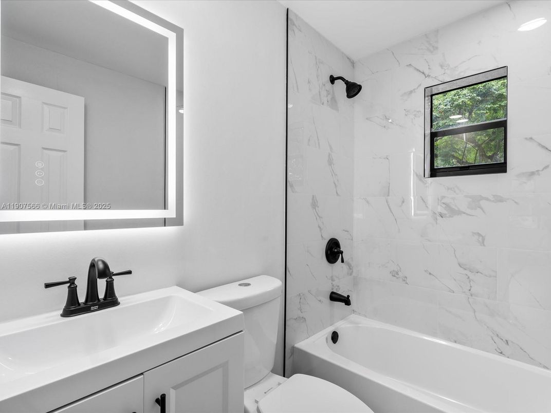 Bathroom, Interior, Marble Walls