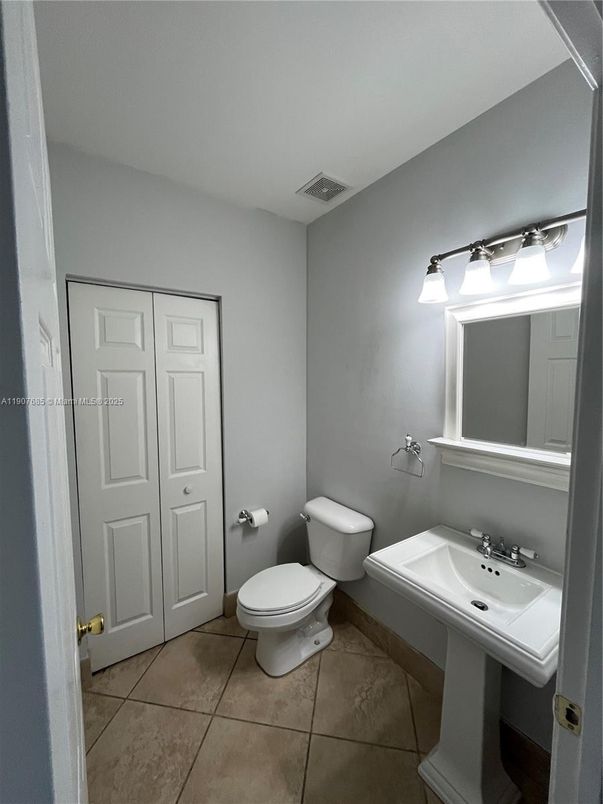 Bathroom, Interior