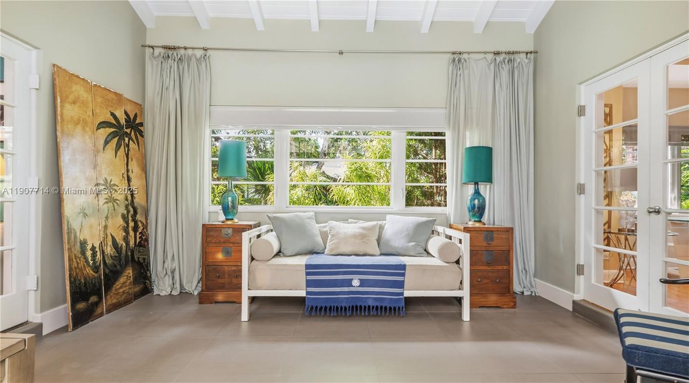 Interior, Living room