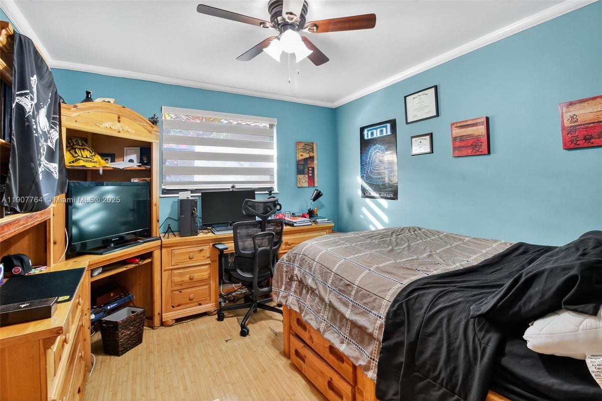 Bedroom, Home Office, Interior, Wood Texture Flooring