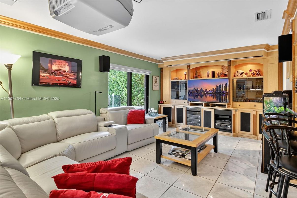 Interior, Living room