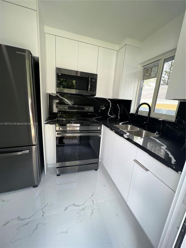 Interior, Kitchen, Marble