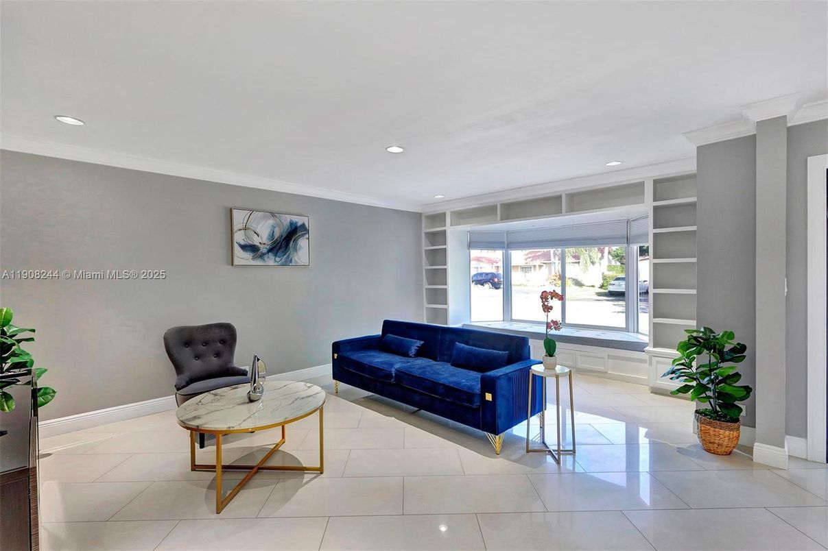 Interior, Recessed Lighting