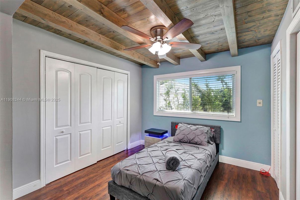 Bedroom, Interior, Wooden Beams, Wooden Ceilings, Wood Texture Flooring