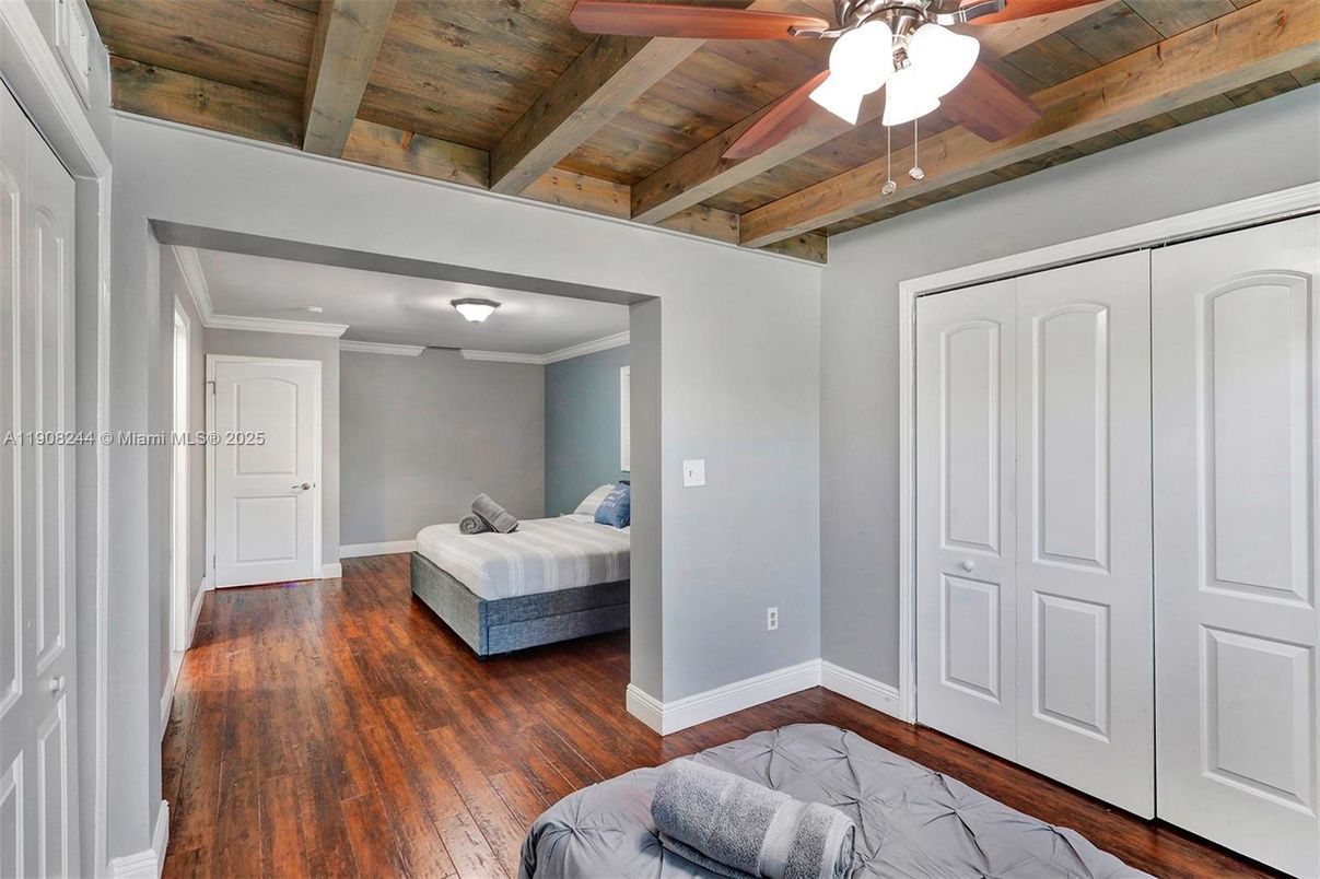 Bedroom, Interior, Marble, Wooden Beams, Wooden Ceilings, Wood Texture Flooring