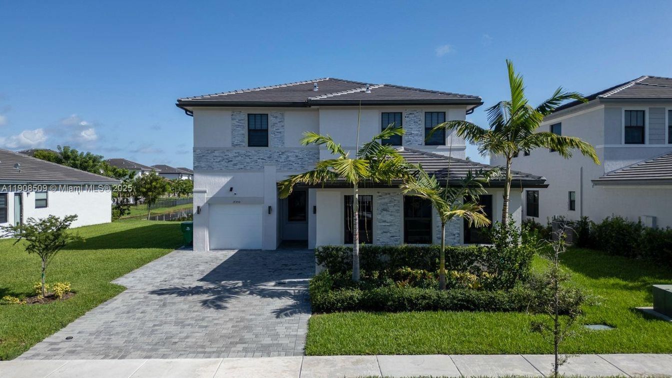 Attached, Backyard, Exterior, Facade, Mediterranean