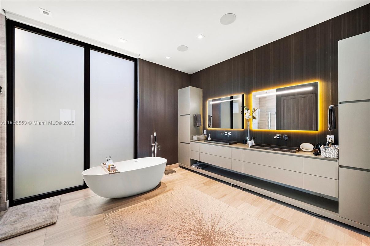 Bathroom, Dual Sink Vanities, Free Standing Baths, Interior, Recessed Lighting, Wood Texture Flooring