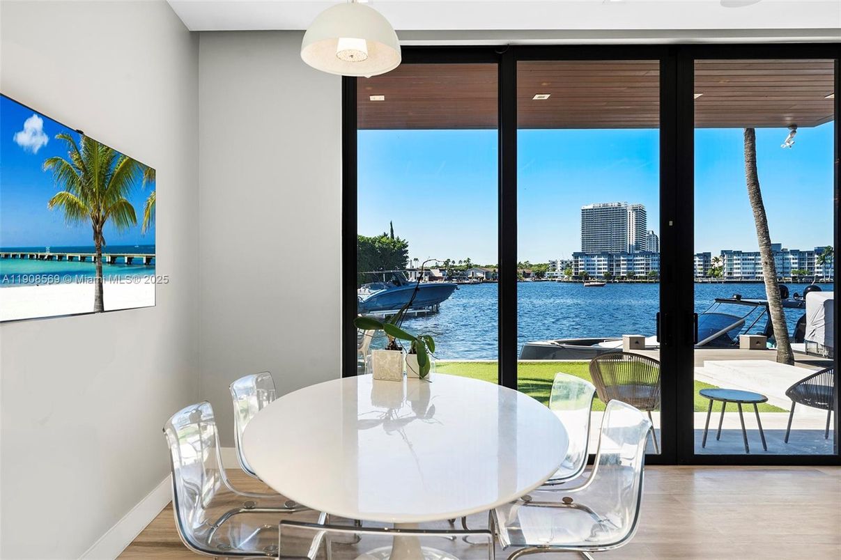 Dining room, Interior, Pendant Lights, Water, Wood Texture Flooring