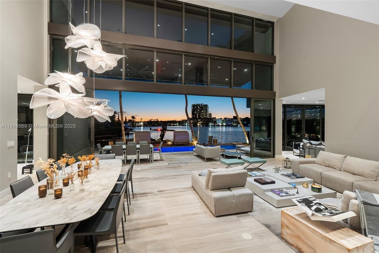 Dining room, Interior, Living room, Pendant Lights, Water