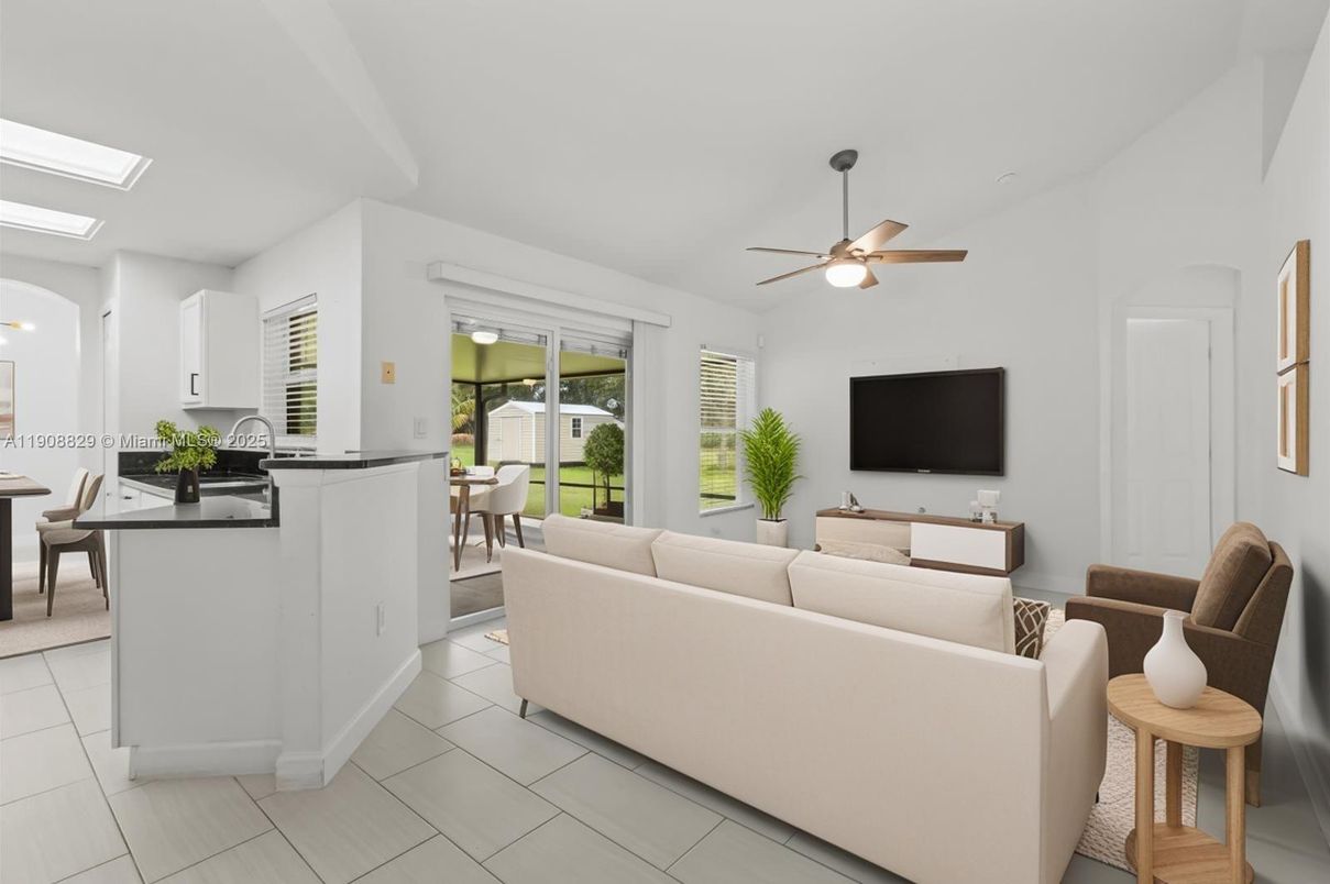 Dining room, Interior, Kitchen, Living room