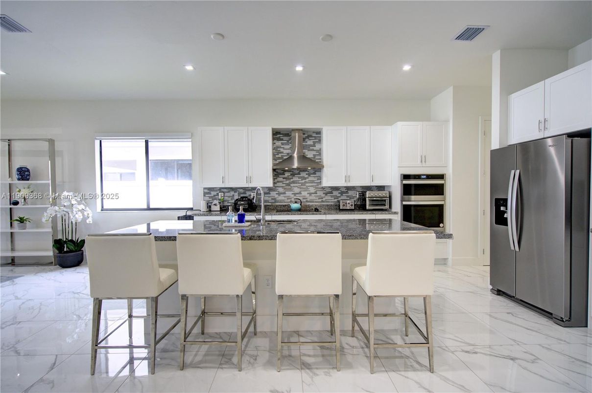 Interior, Kitchen, Marble, Recessed Lighting, Stainless Steel Appliances