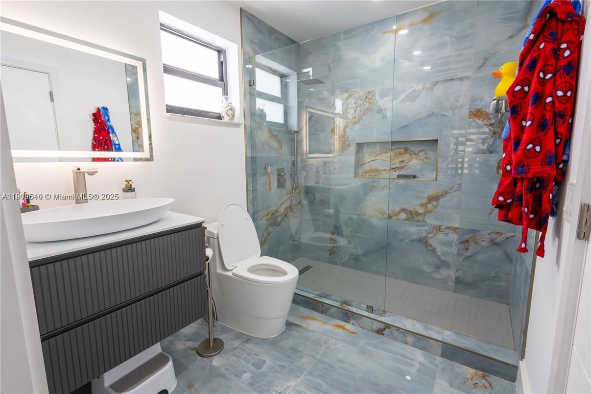 Bathroom, Glass Shower, Interior