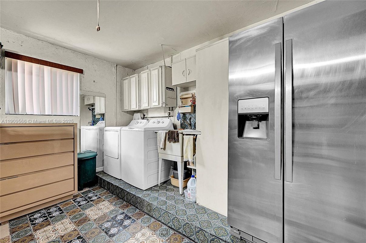 Interior, Kitchen, Washer