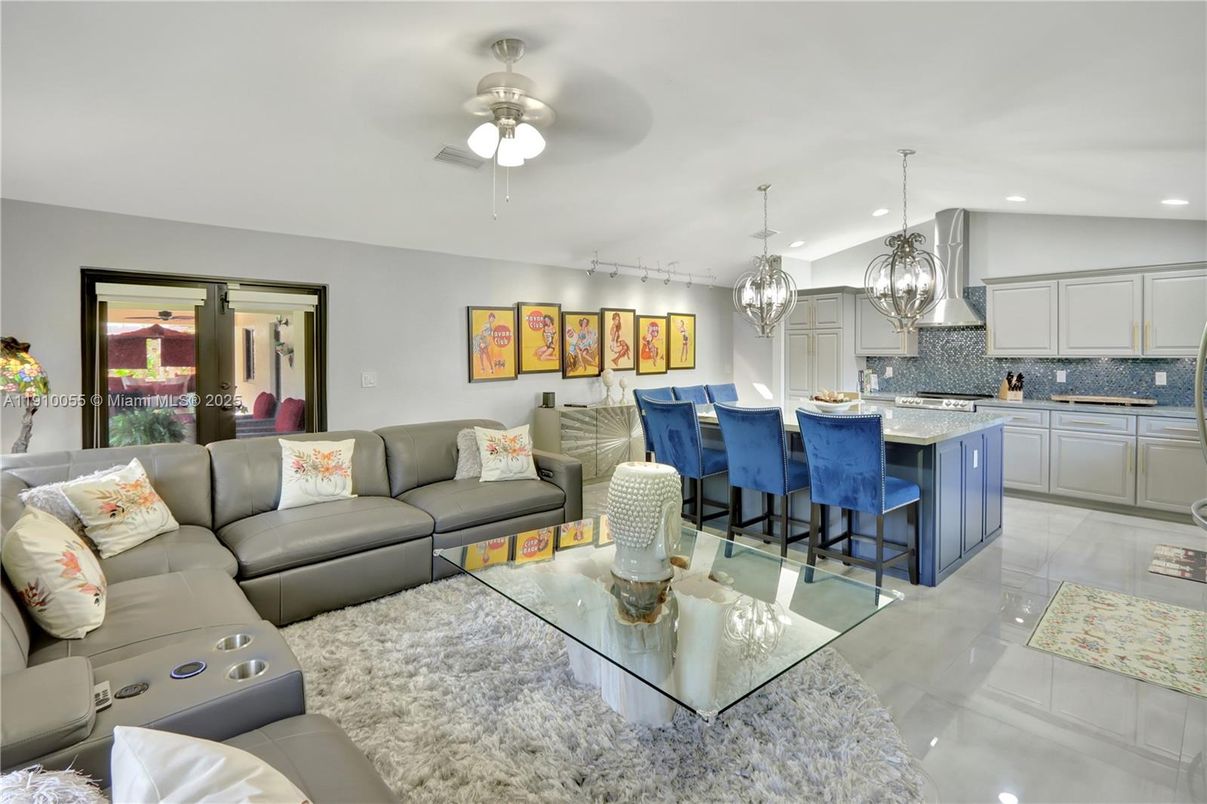 Dining room, Interior, Kitchen, Living room, Pendant Lights, Recessed Lighting