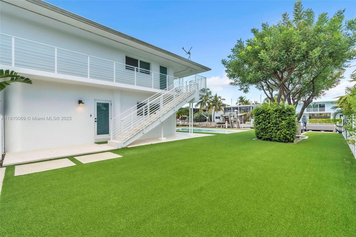 Backyard, Exterior, Pool