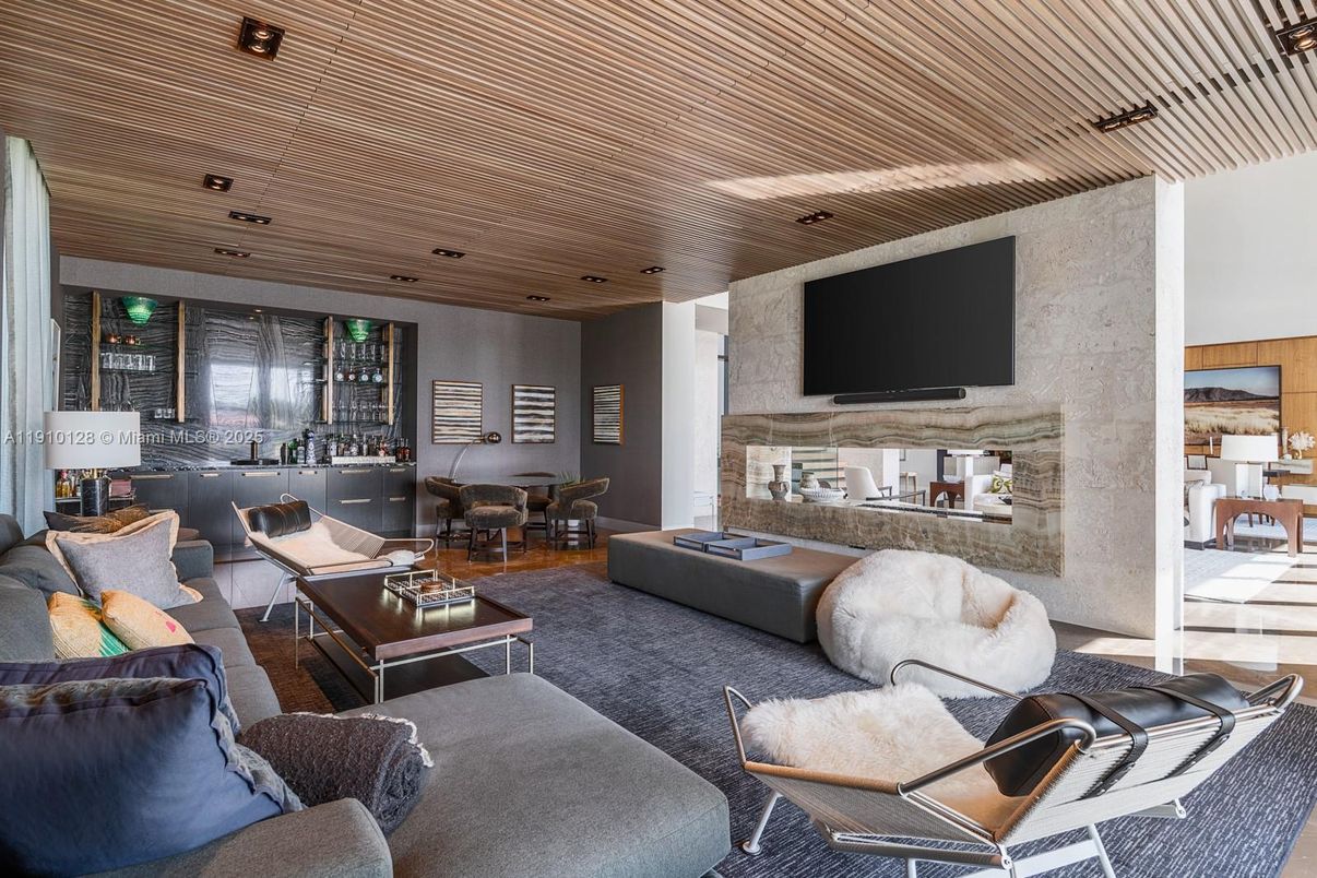 Interior, Living room