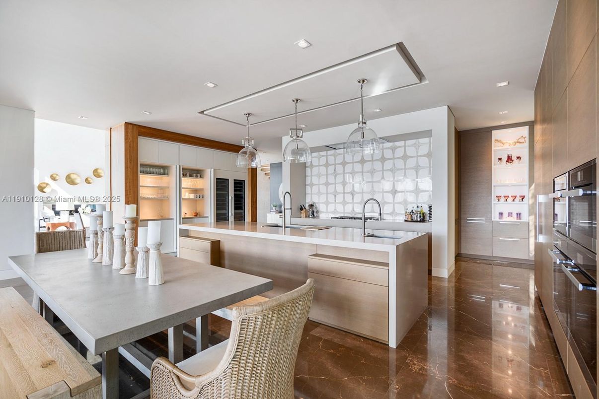 Interior, Kitchen, Pendant Lights, Recessed Lighting, Stainless Steel Appliances