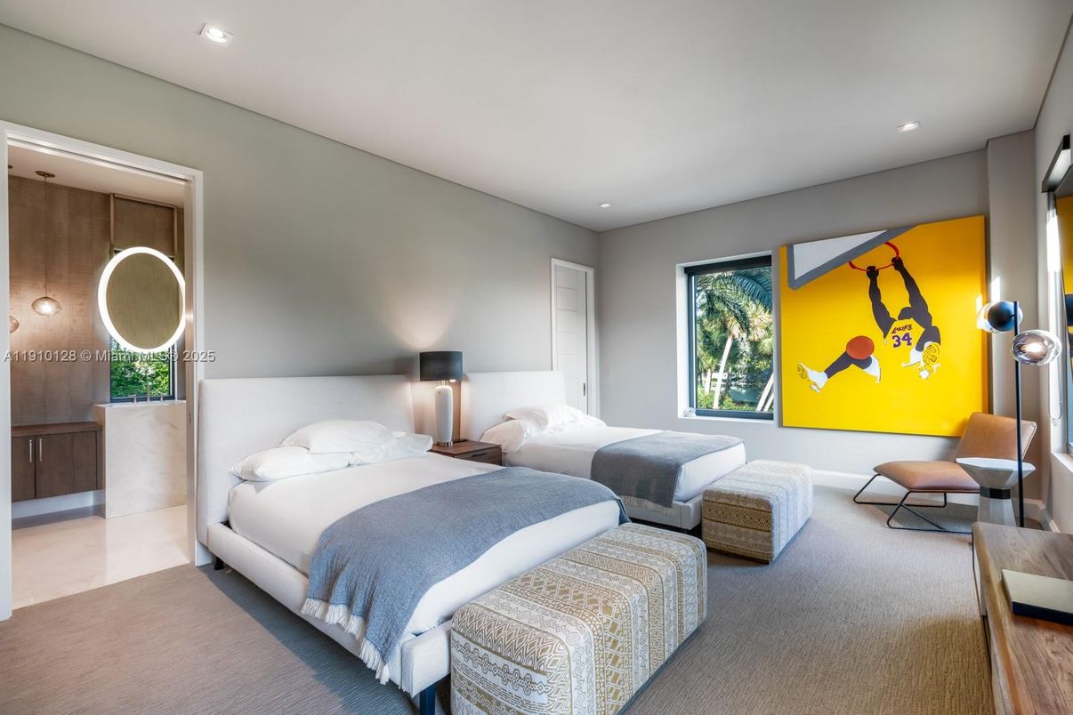 Bedroom, Interior, Recessed Lighting