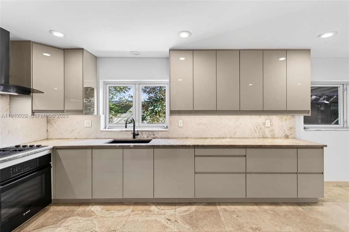 Interior, Kitchen, Recessed Lighting