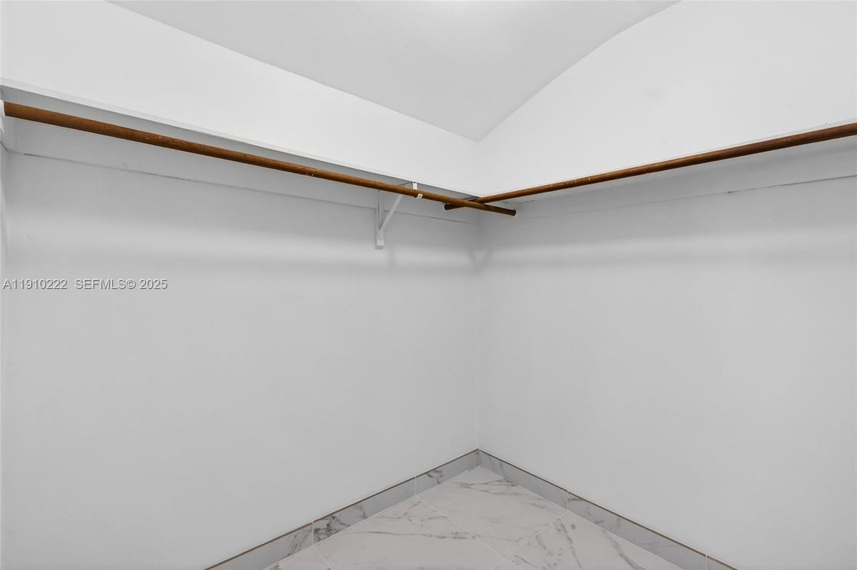 Interior, Marble, Walk-in Closets