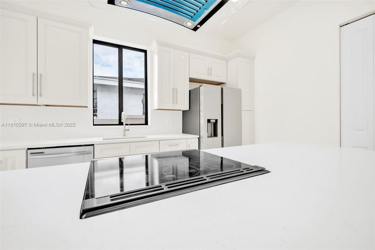 Interior, Kitchen, Water